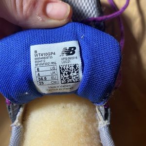 Tennis shoes great condition wore once